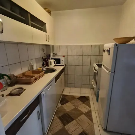 Sunny Center Apartment