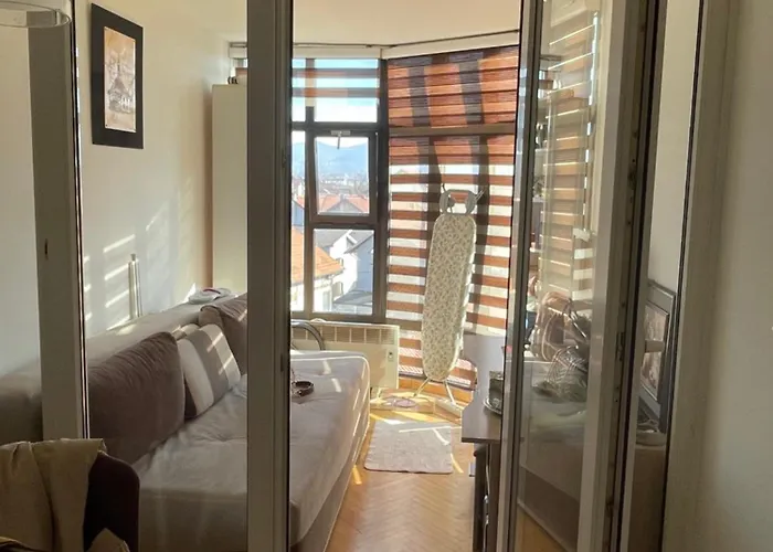 Sunny Center Apartmán